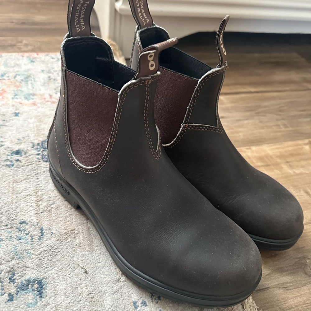 Blundstone Leather Chelsea Boots